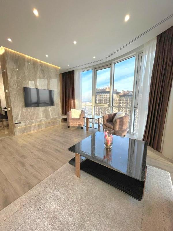 Vip Apartment 120M2 With Panoramic Windows, 22 Floor. Obolon Kyiv Exterior photo